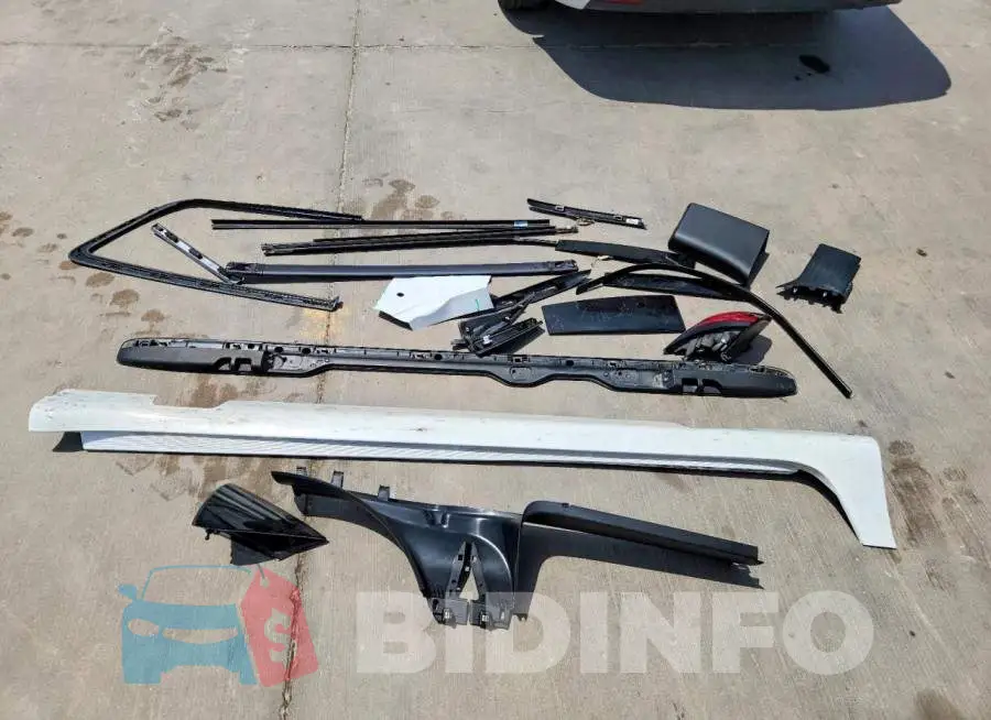 2C4RC1BGXRR107722 Photo# 13
