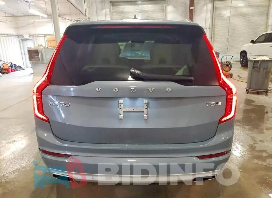 YV4102PK6M1762432 Photo# 6