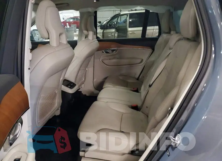 YV4102PK6M1762432 Photo# 11