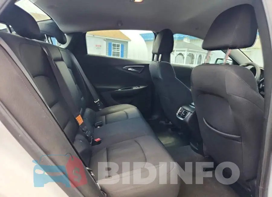 1G1ZD5ST3PF209877 Photo# 10