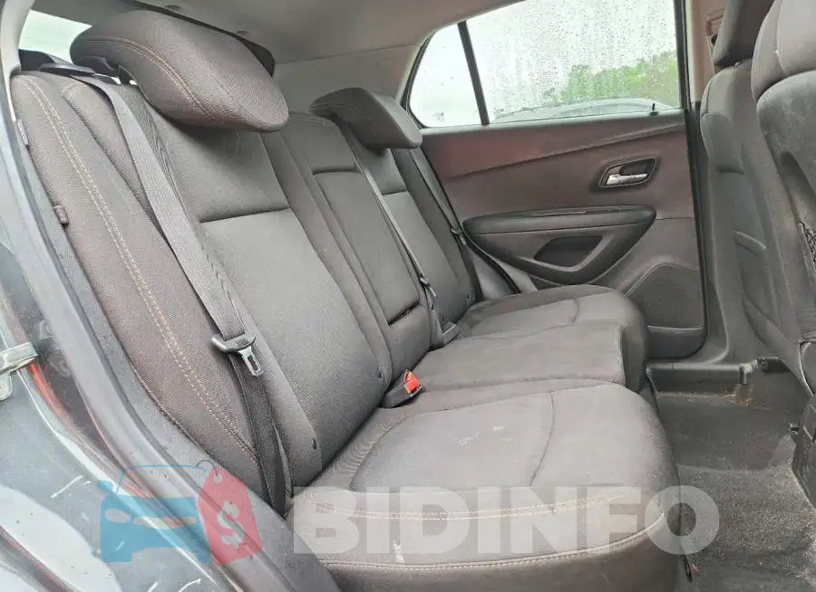 3GNCJLSB8JL350840 Photo# 11