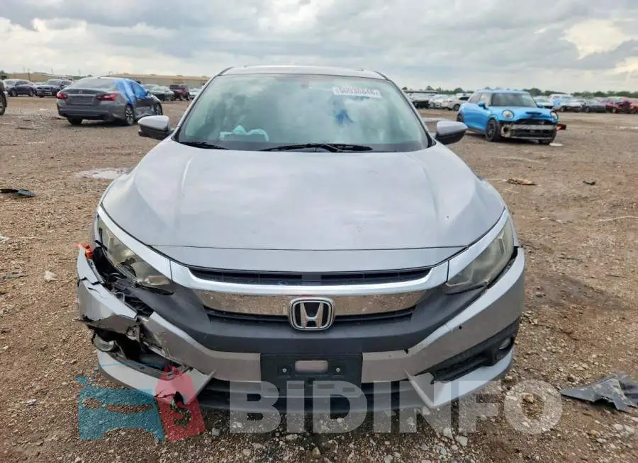 19XFC1F79HE005812 Photo# 5