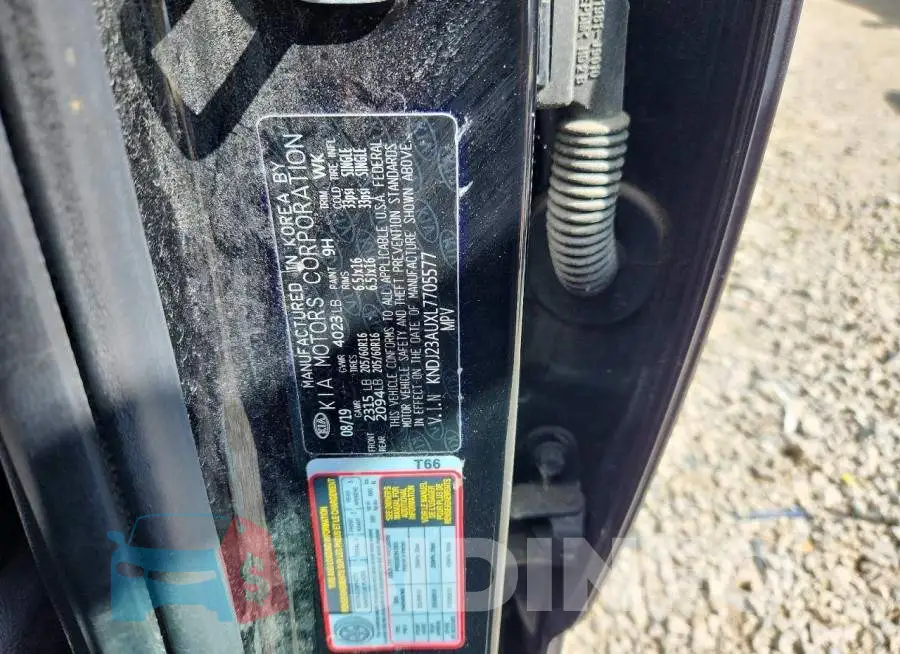 KNDJ23AUXL7705577 Photo# 12
