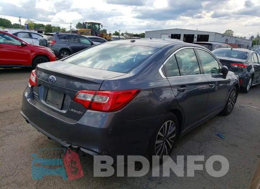 4S3BNAB63K3023193 Photo# 3