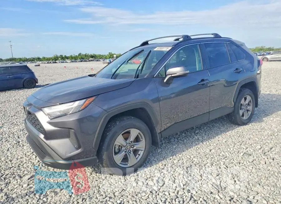2T3P1RFV8NC291242 Photo# 1