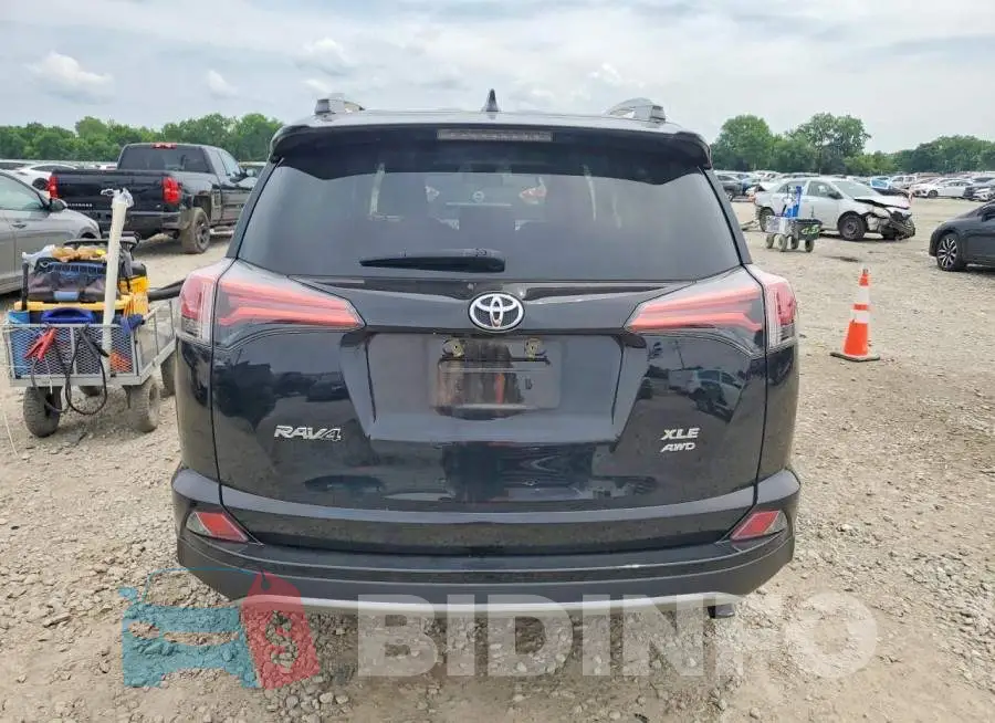 2T3RFREV5JW806640 Photo# 6