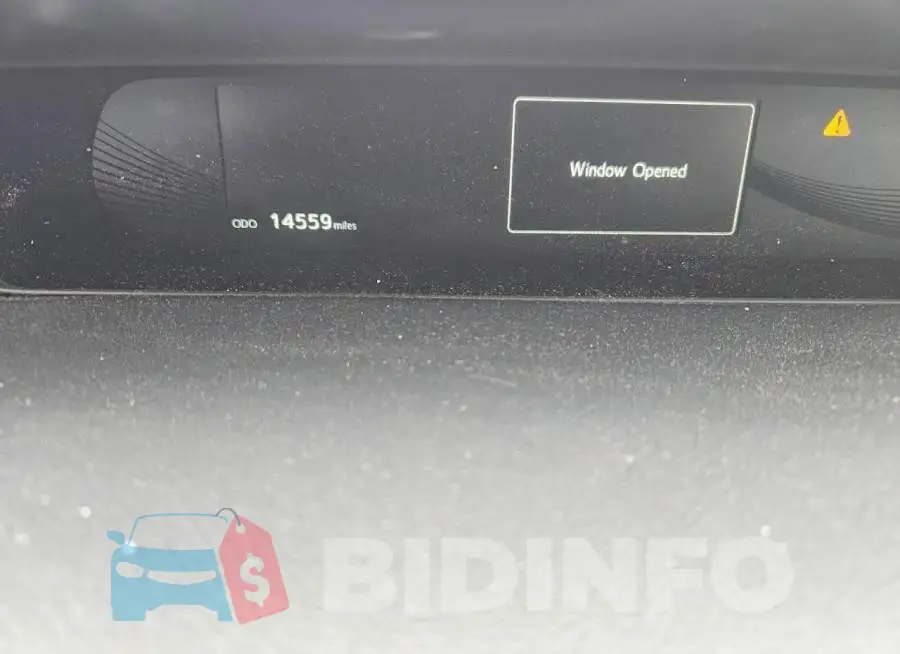 JTDBVRBD4JA005096 Photo# 9