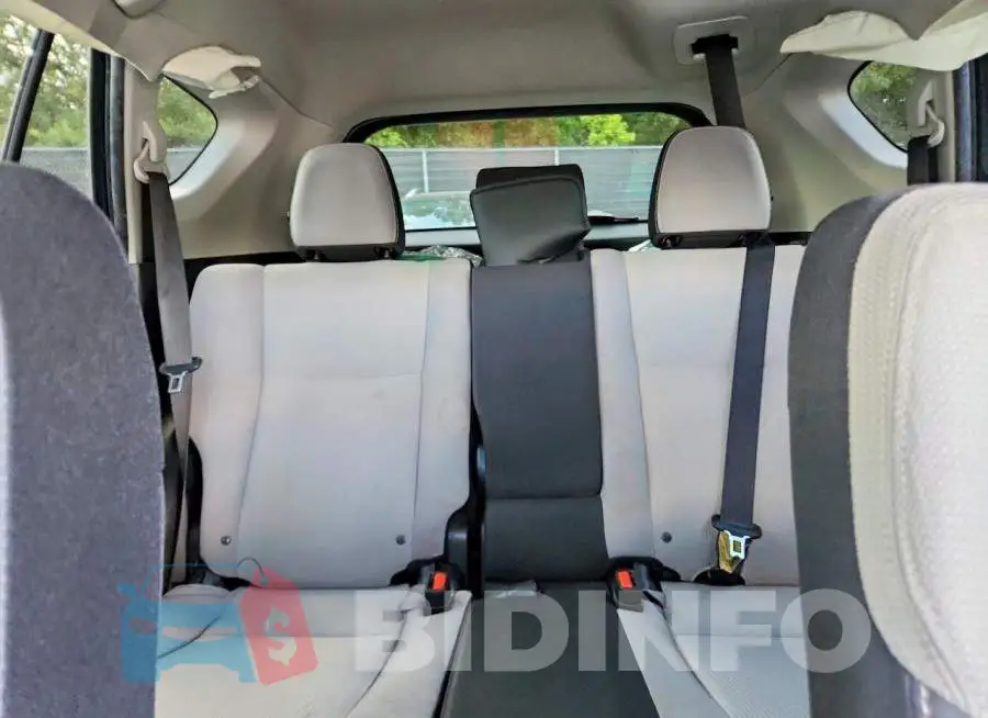 JTMWFREV1HJ109851 Photo# 10