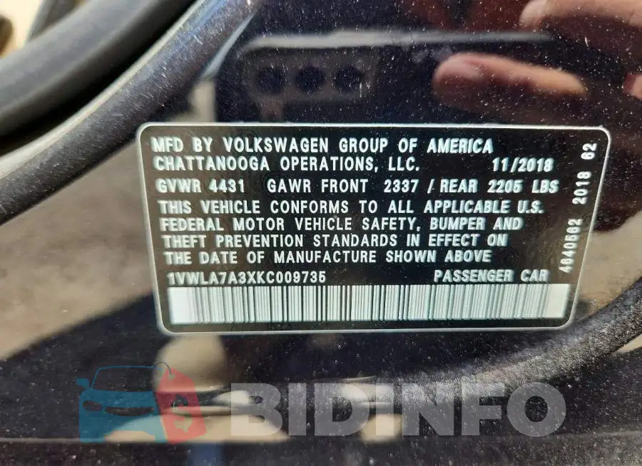 1VWLA7A3XKC009735 Photo# 12