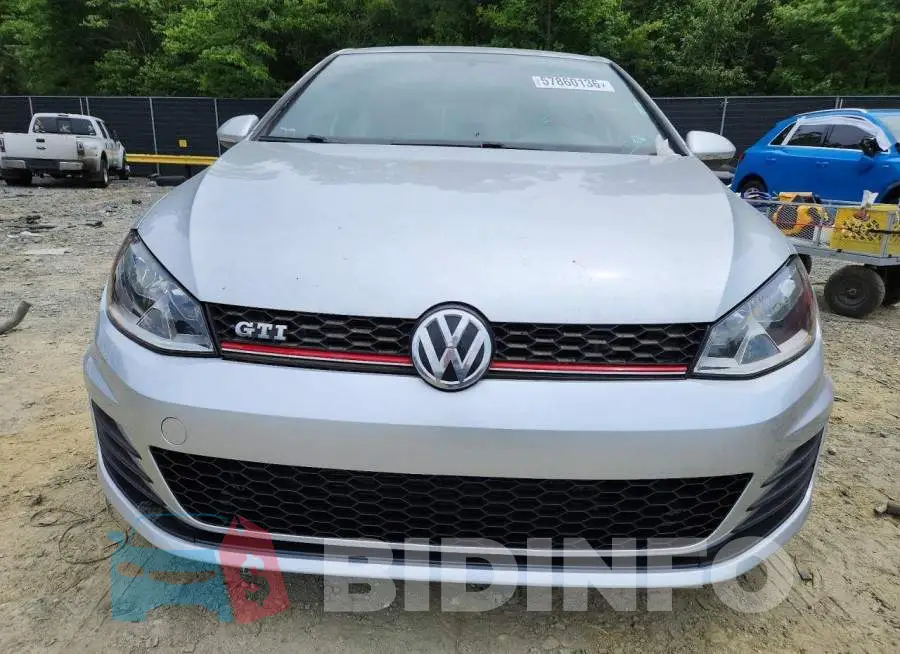 3VW5T7AU4HM070856 Photo# 5