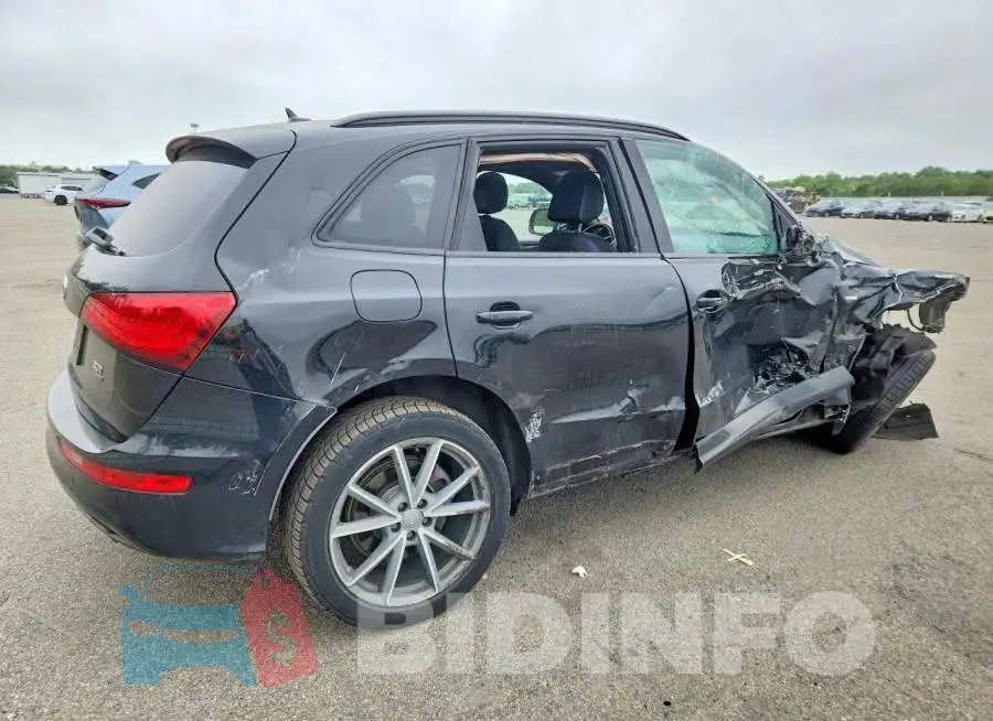 WA1D7AFP0HA071898 Photo# 3