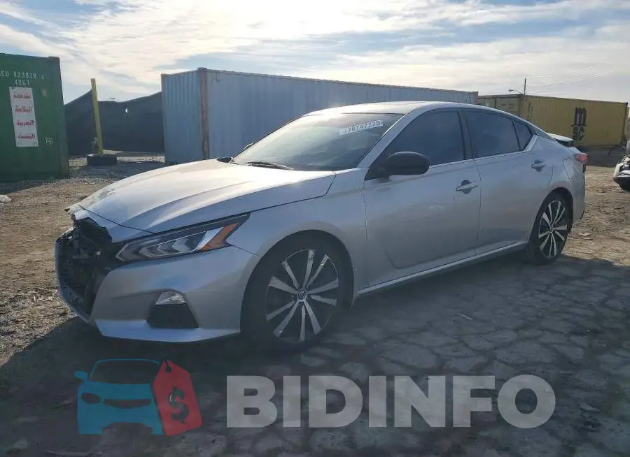 1N4BL4CV8LC177502 Photo# 1