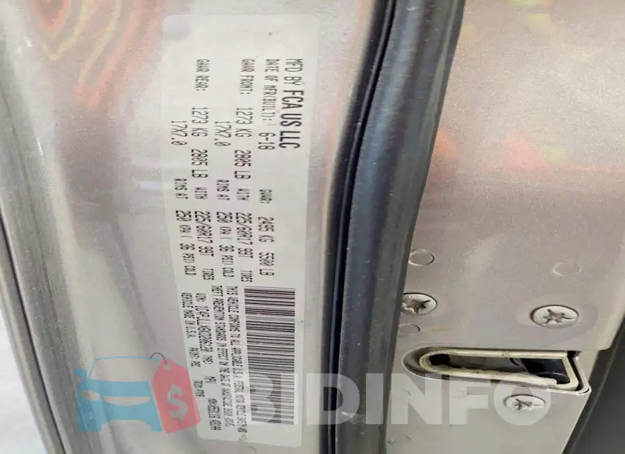 1C4PJLLX6KD206120 Photo# 13