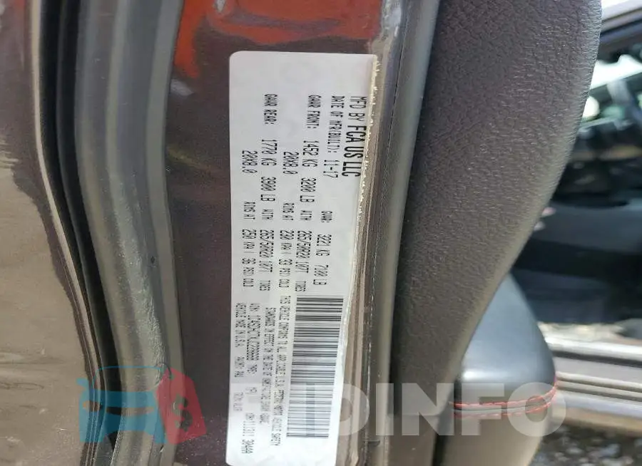 1C4SDHCTXJC228668 Photo# 14