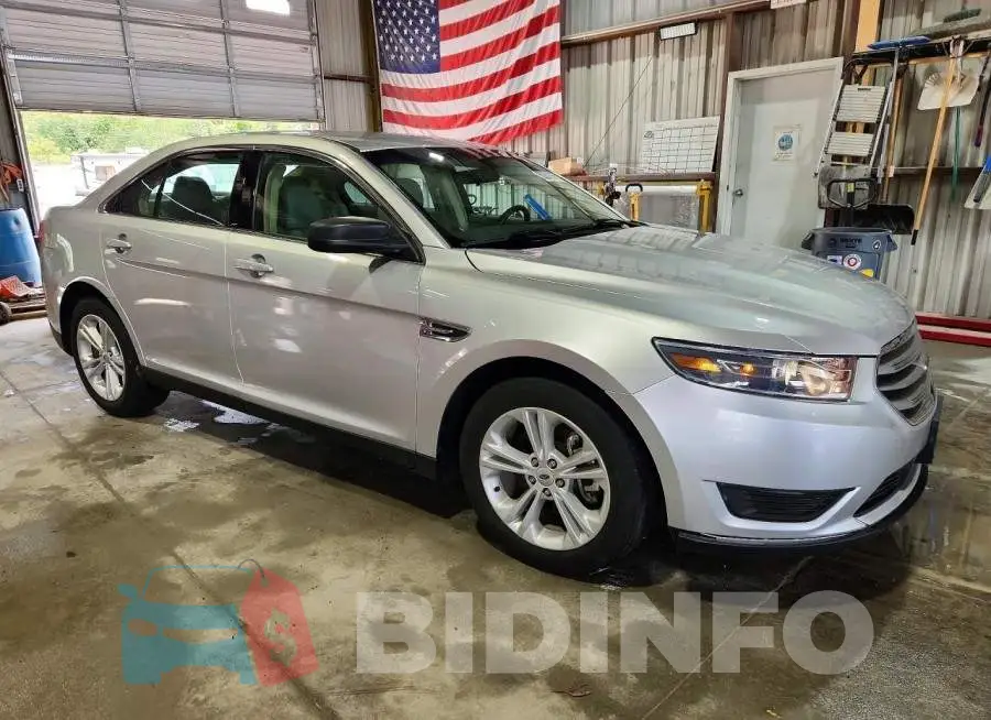 1FAHP2D84JG118741 Photo# 4