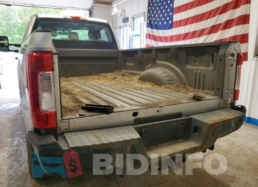 1FTBF2B60KEG28862 Photo# 6