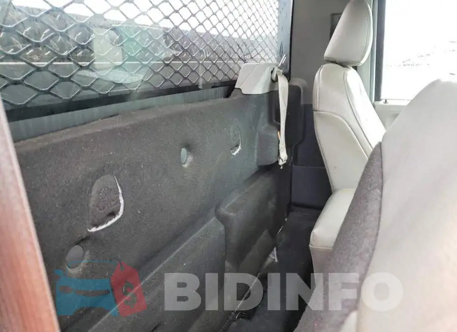 1FTMF1CFXHKD77263 Photo# 10