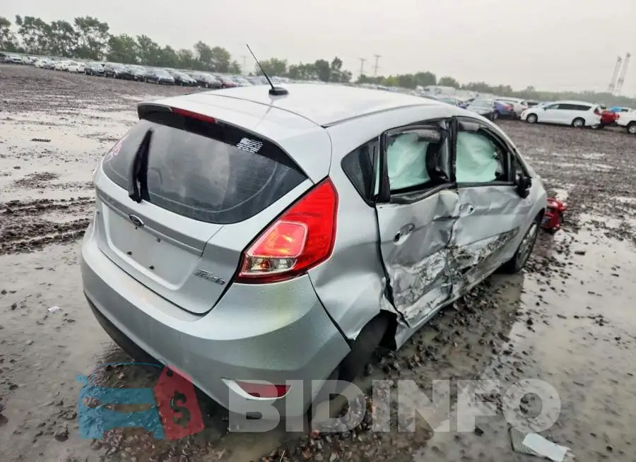 3FADP4EJXHM125429 Photo# 3