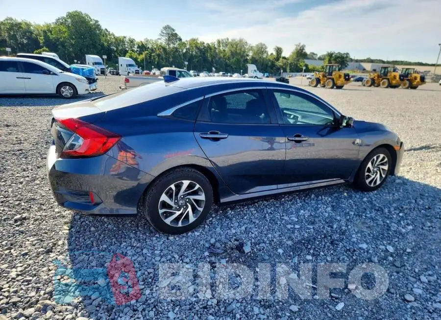 19XFC2F79HE071119 Photo# 3