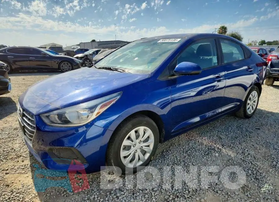 3KPC24A60NE174375 Photo# 1