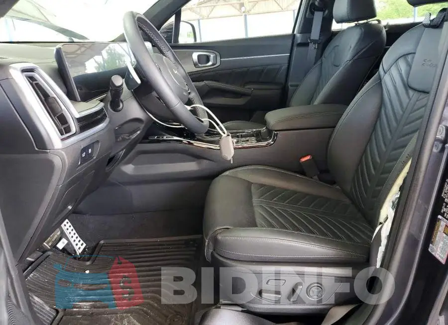 5XYRKDJF6SG402341 Photo# 7