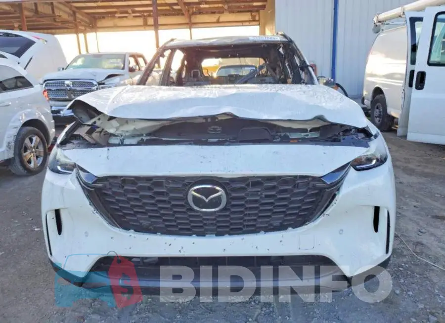 JM3KKCHD4S1243326 Photo# 5