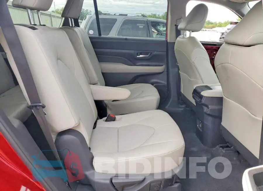5TDACAB57RS010223 Photo# 11