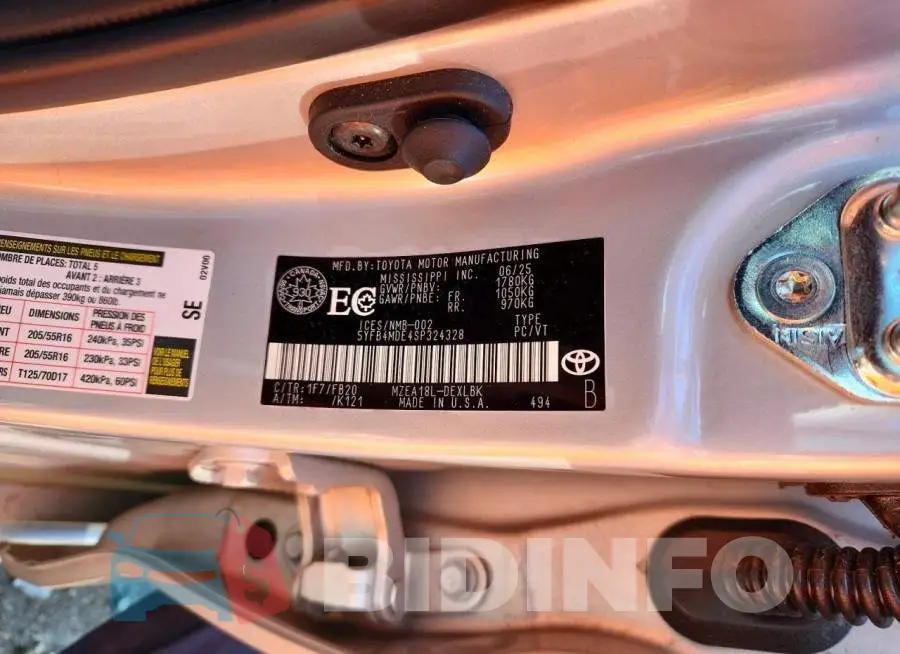 5YFB4MDE4SP324328 Photo# 13