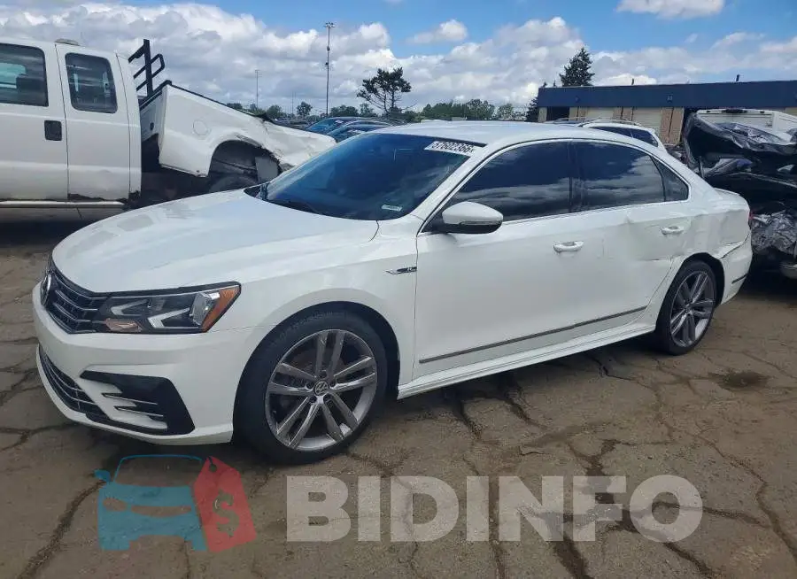 1VWDT7A30HC018547 Photo# 1