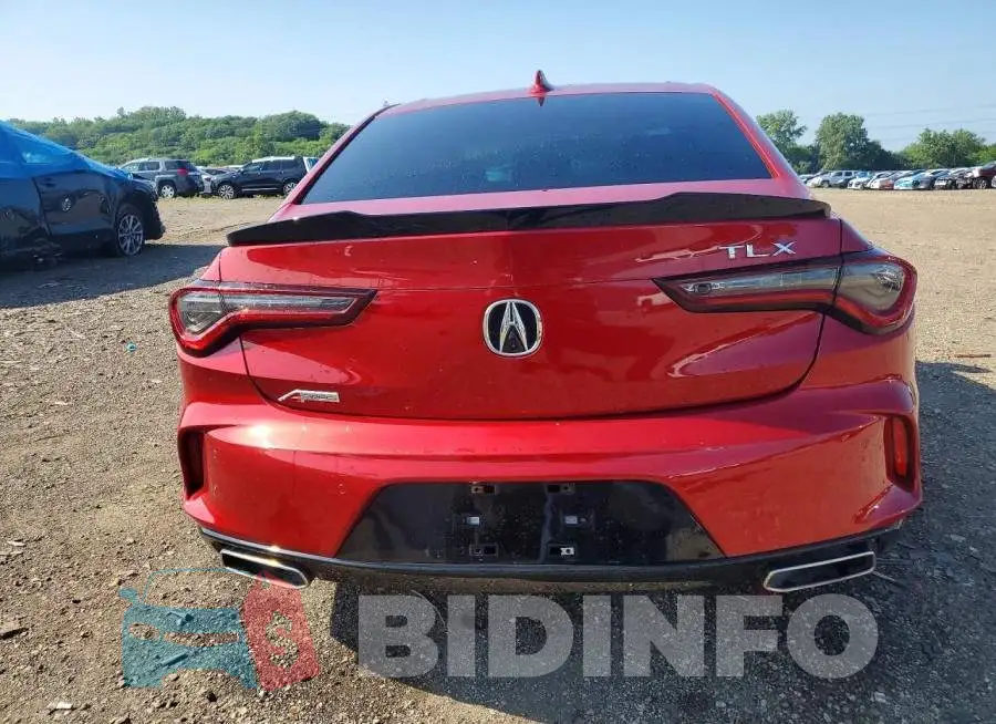 19UUB5F56PA005463 Photo# 6