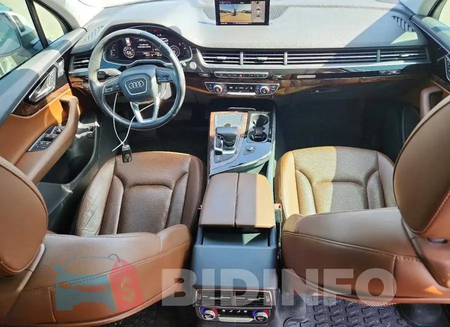 WA1LAAF7XHD034739 Photo# 8