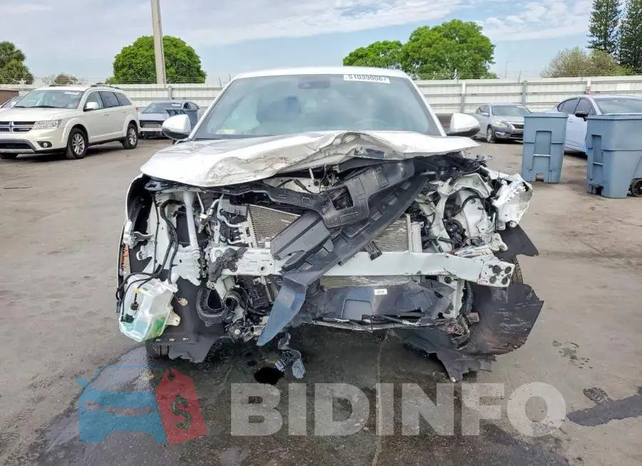 KL47LCEP1TB072647 Photo# 5