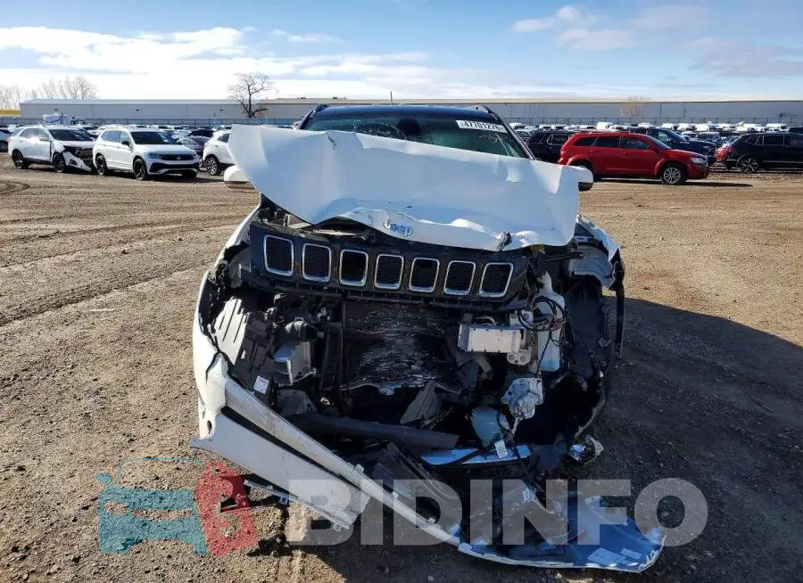 3C4NJDCB5LT146764 Photo# 5