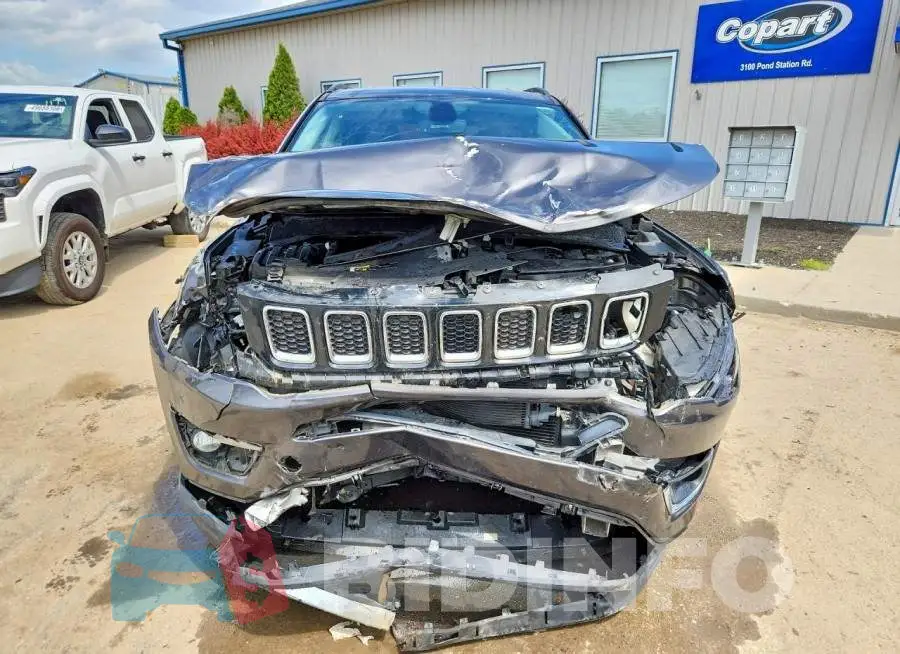 3C4NJDCB6KT666244 Photo# 5