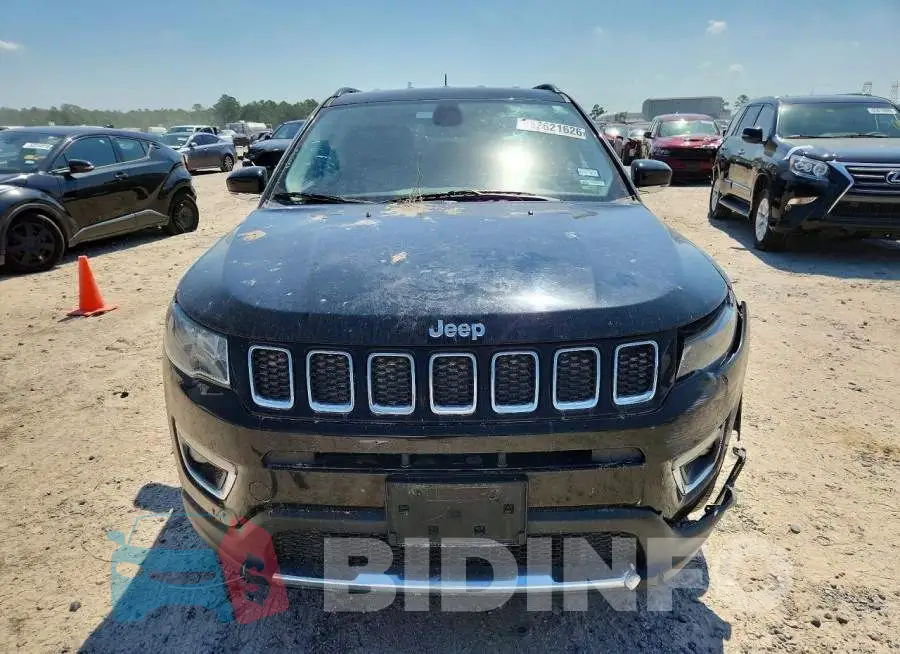3C4NJDCB8LT142563 Photo# 5