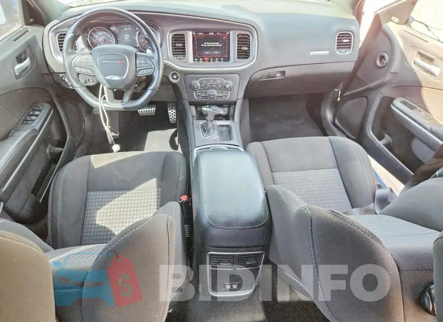 2C3CDXHG8LH208241 Photo# 8
