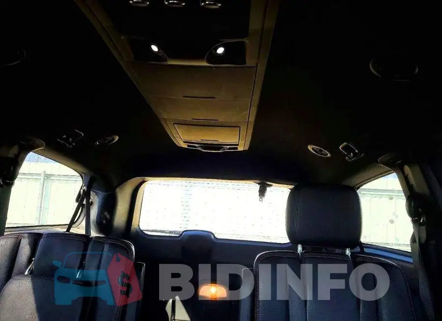 2C4RDGEG6KR696172 Photo# 9