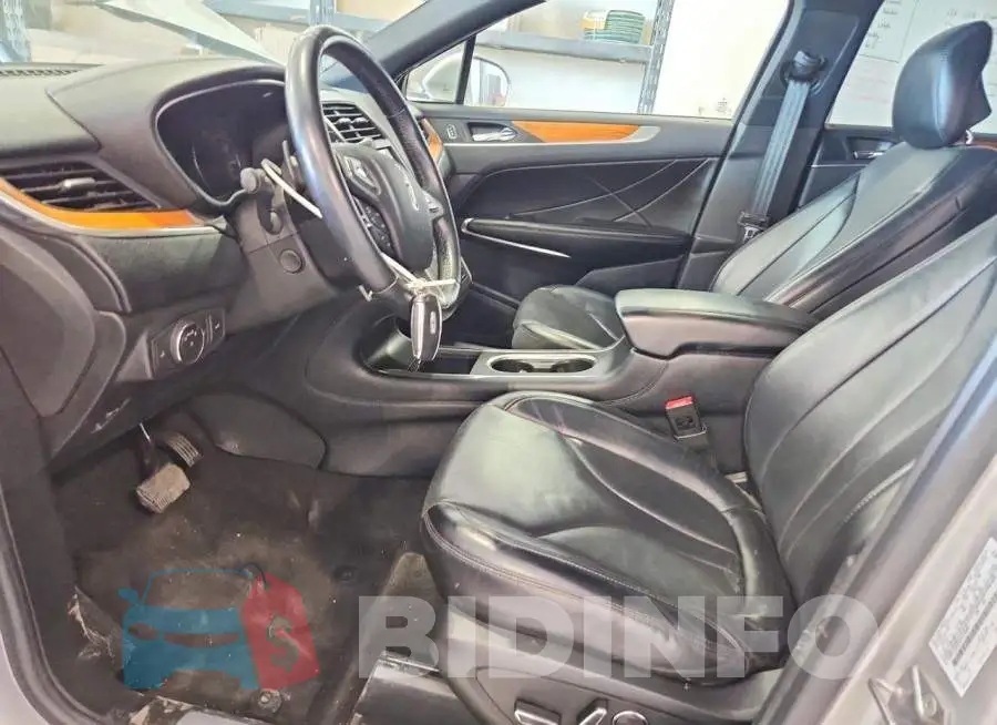 5LMCJ3D93KUL22446 Photo# 7