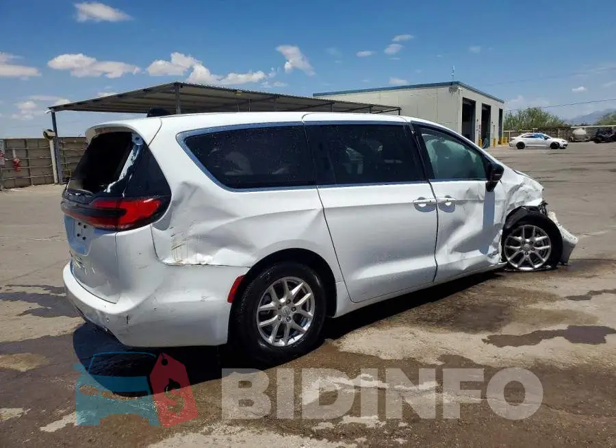 2C4RC1BG5SR614307 Photo# 3