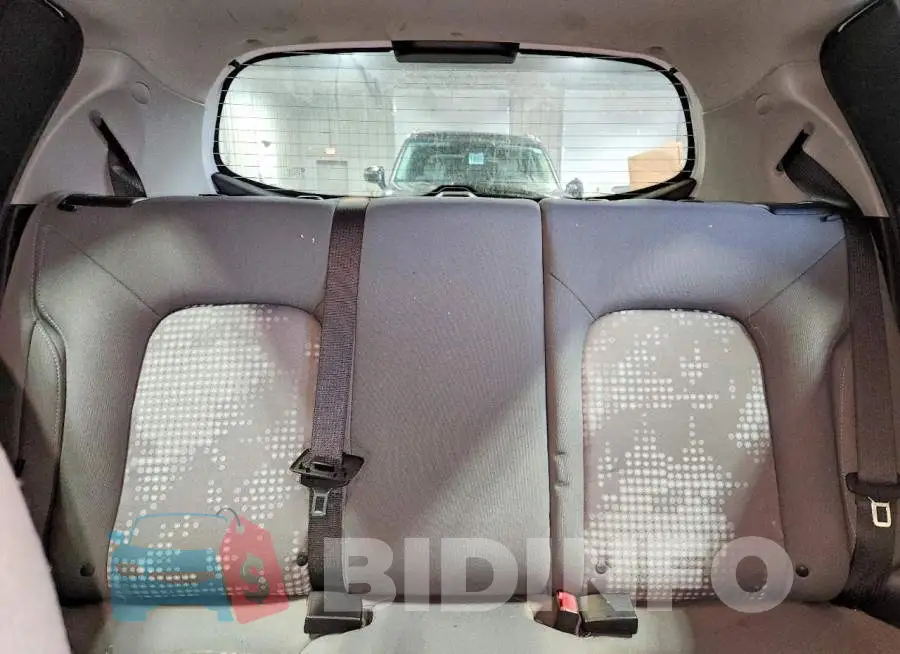 1G1JG6SHXH4134503 Photo# 10