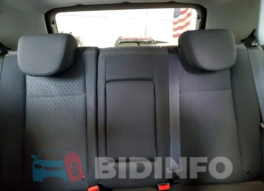 3GNCJNSB7JL183351 Photo# 10