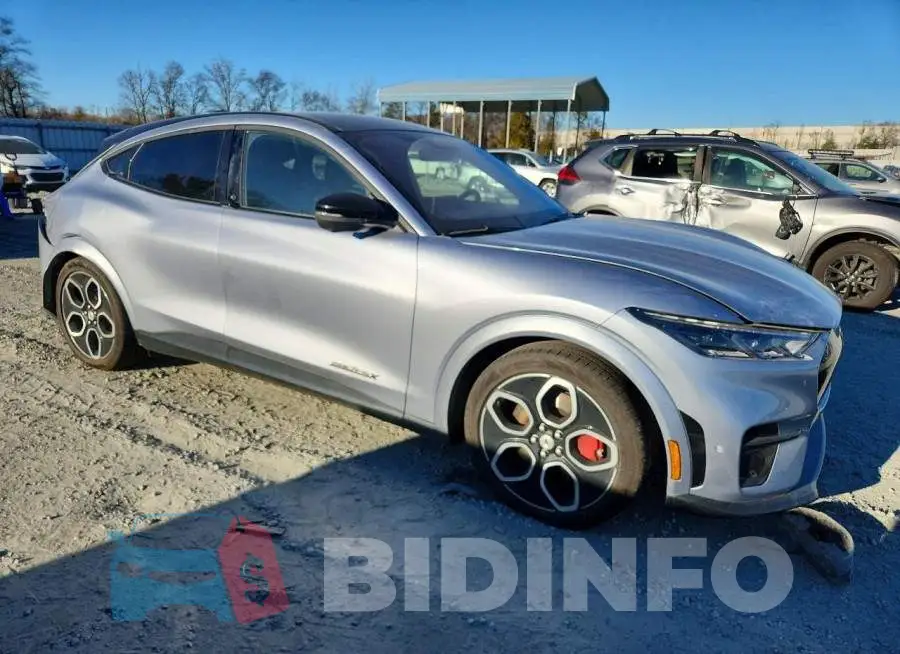 3FMTK4SE8NMA07592 Photo# 4