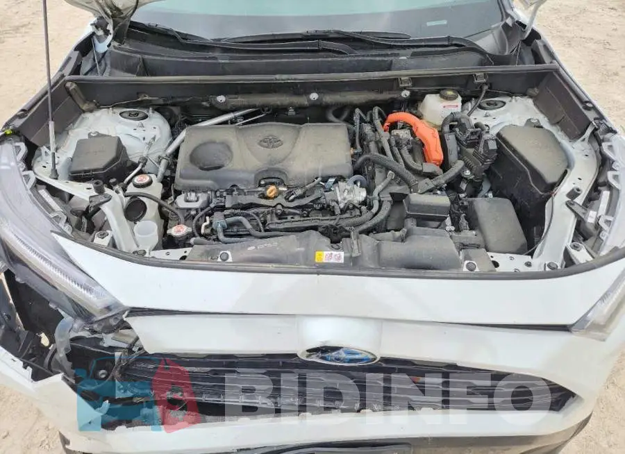 2T3E6RFV8RW056515 Photo# 12