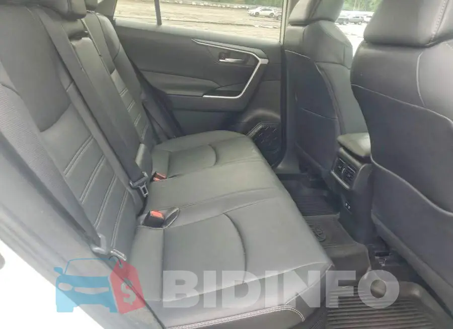 4T3B6RFV2MU058532 Photo# 11