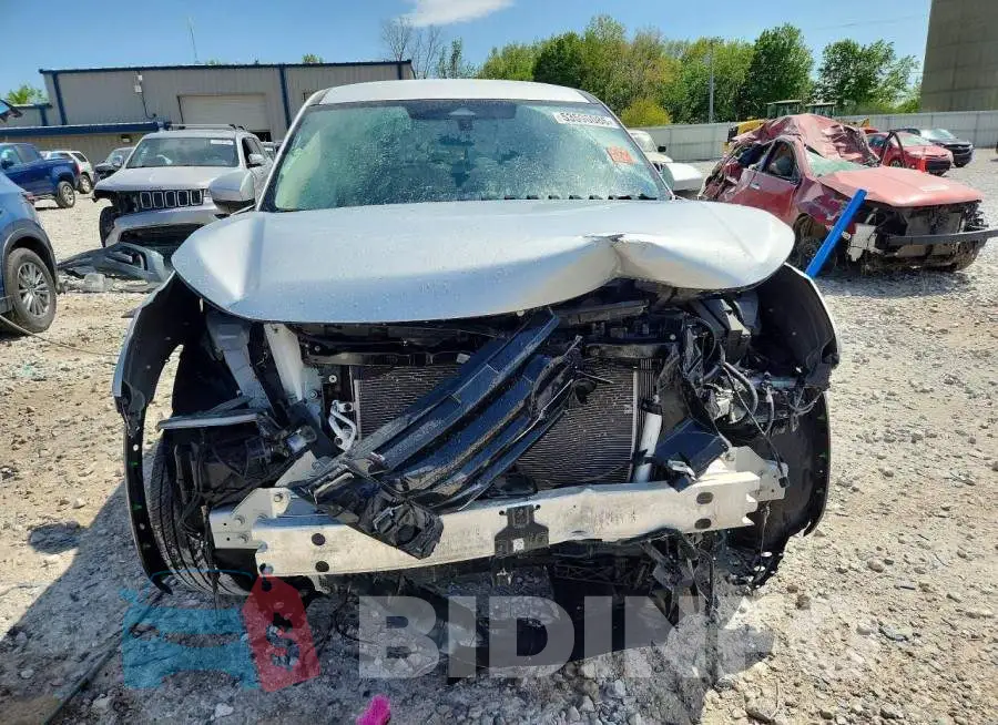 5N1DR3AC3NC235950 Photo# 5