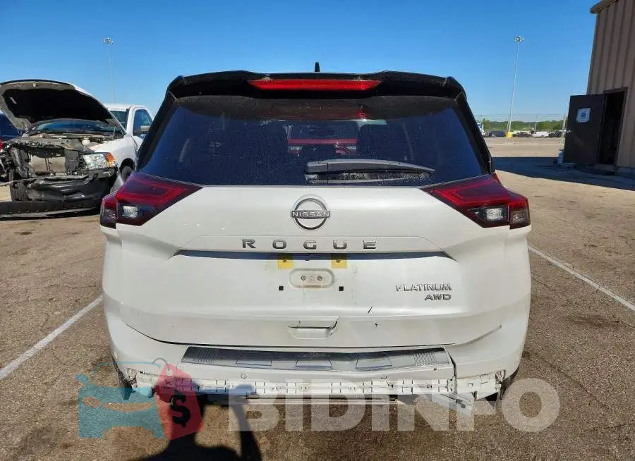 JN8BT3DD7RW252759 Photo# 6