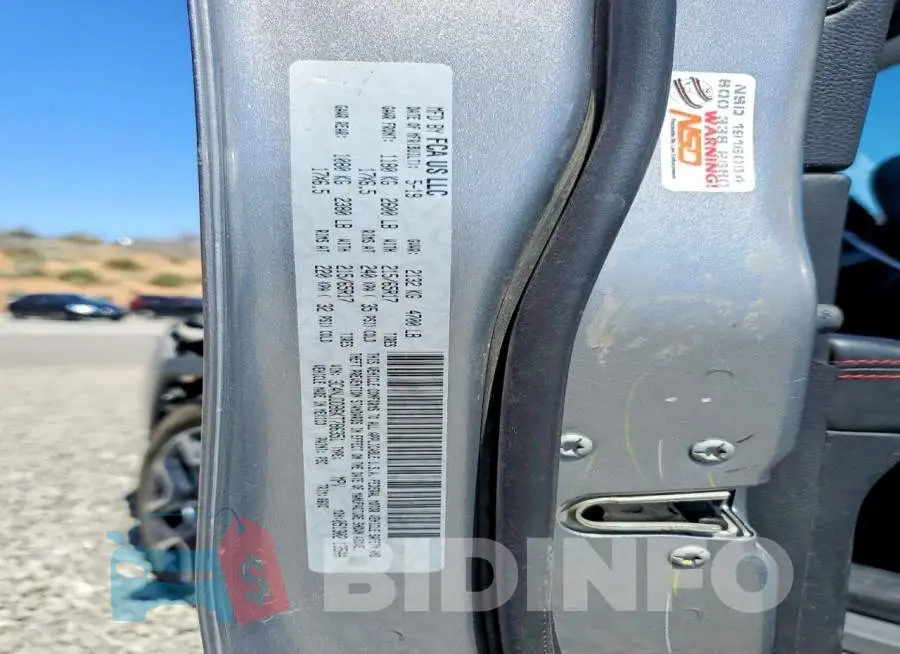 3C4NJDDB6KT786351 Photo# 13