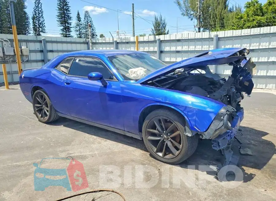 2C3CDZAGXJH286720 Photo# 4