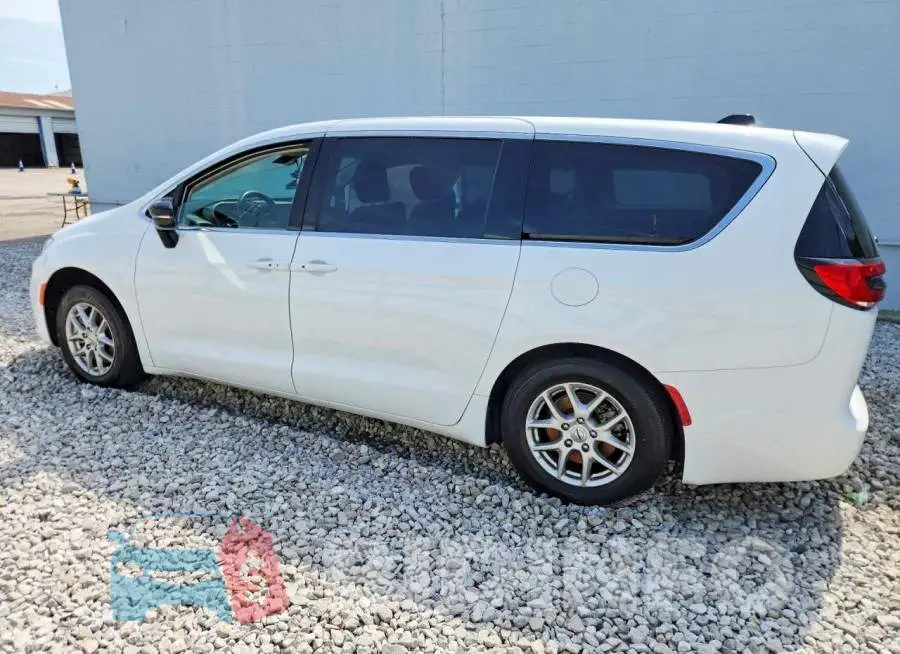2C4RC1BG2RR168112 Photo# 2