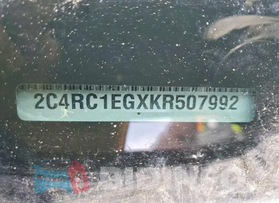 2C4RC1EGXKR507992 Photo# 13